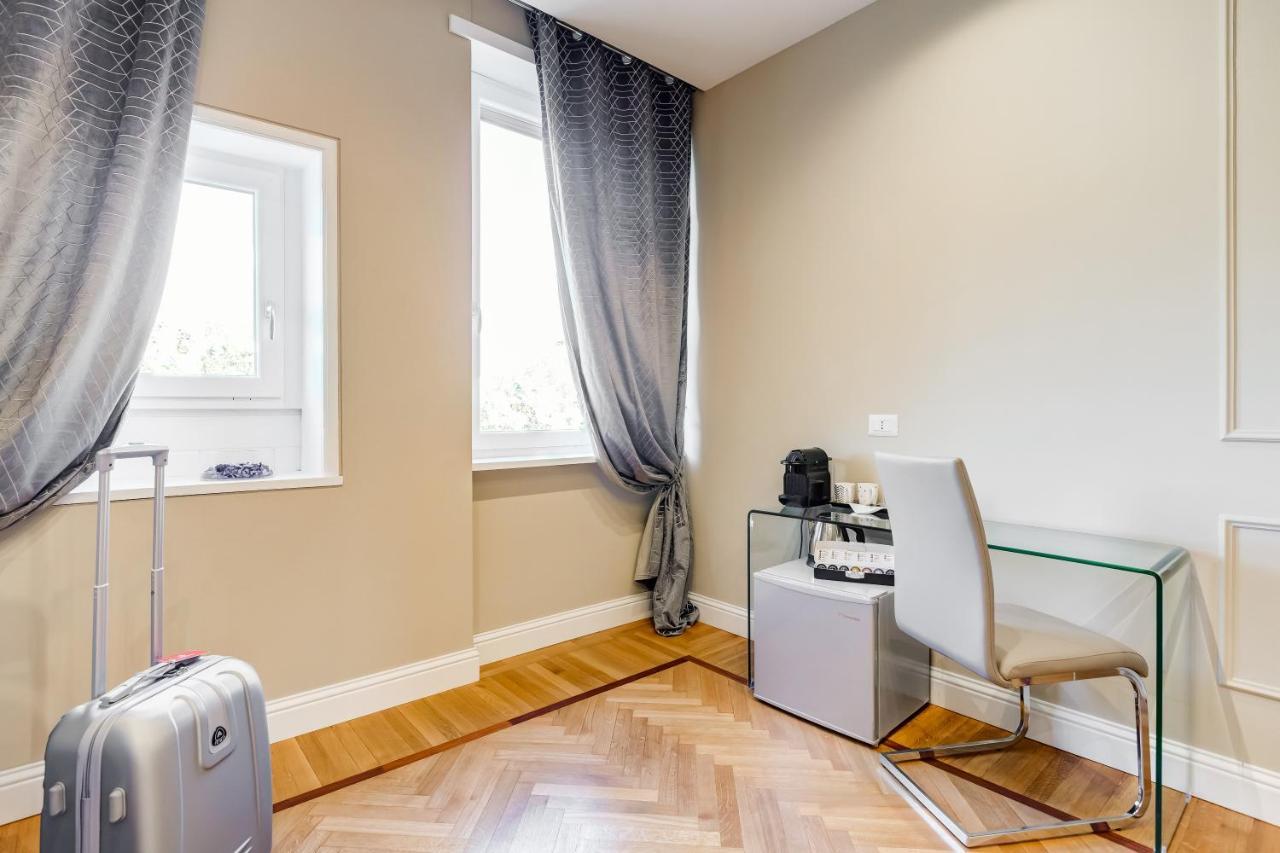 Mellini Palace By Premium Collection Affittacamere 2*